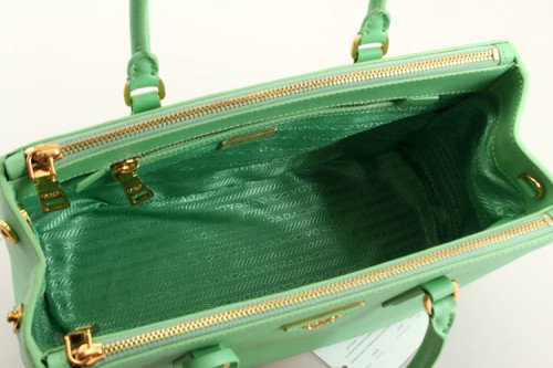 2014 Prada saffiano calfskin 30cm tote BN1801 apple green